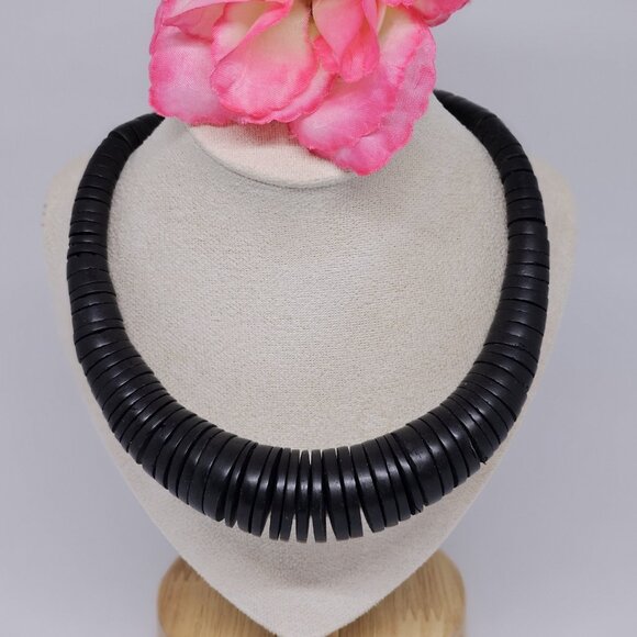 Chunky Graduated Black Wood Disc Beaded Statement Bohemian Necklace 19" - Picture 12 of 12